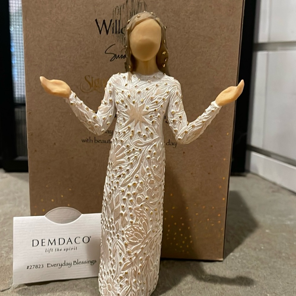 Willow tree everyday blessings figurine